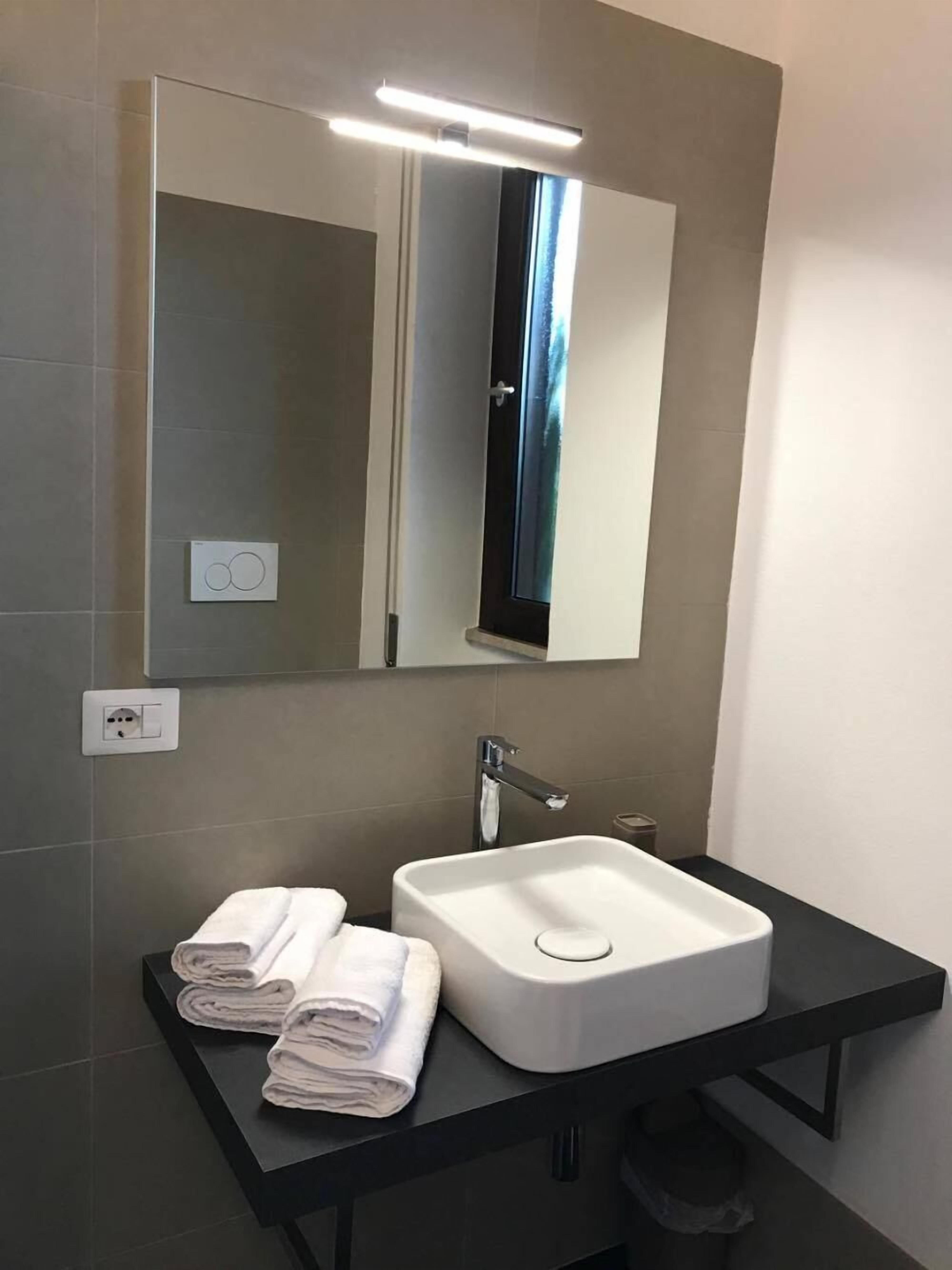 Photo - Four Rooms Guesthouse