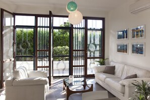 Living area - B&B Mondello Martini (Palermo)