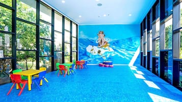 Children’s play area – indoor