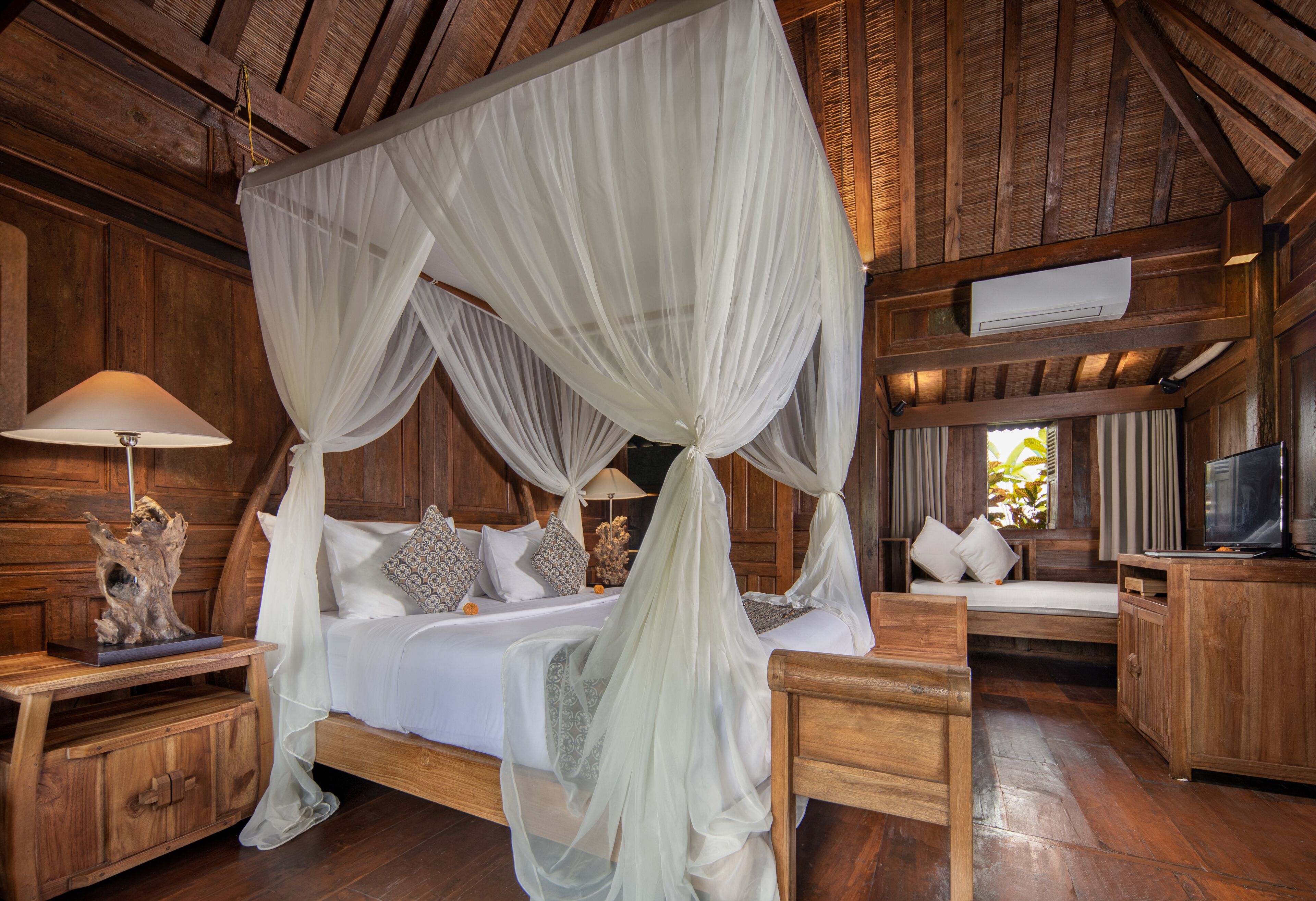 one bedroom private pool villa | 1 bedroom, premium bedding, minibar, in-room safe