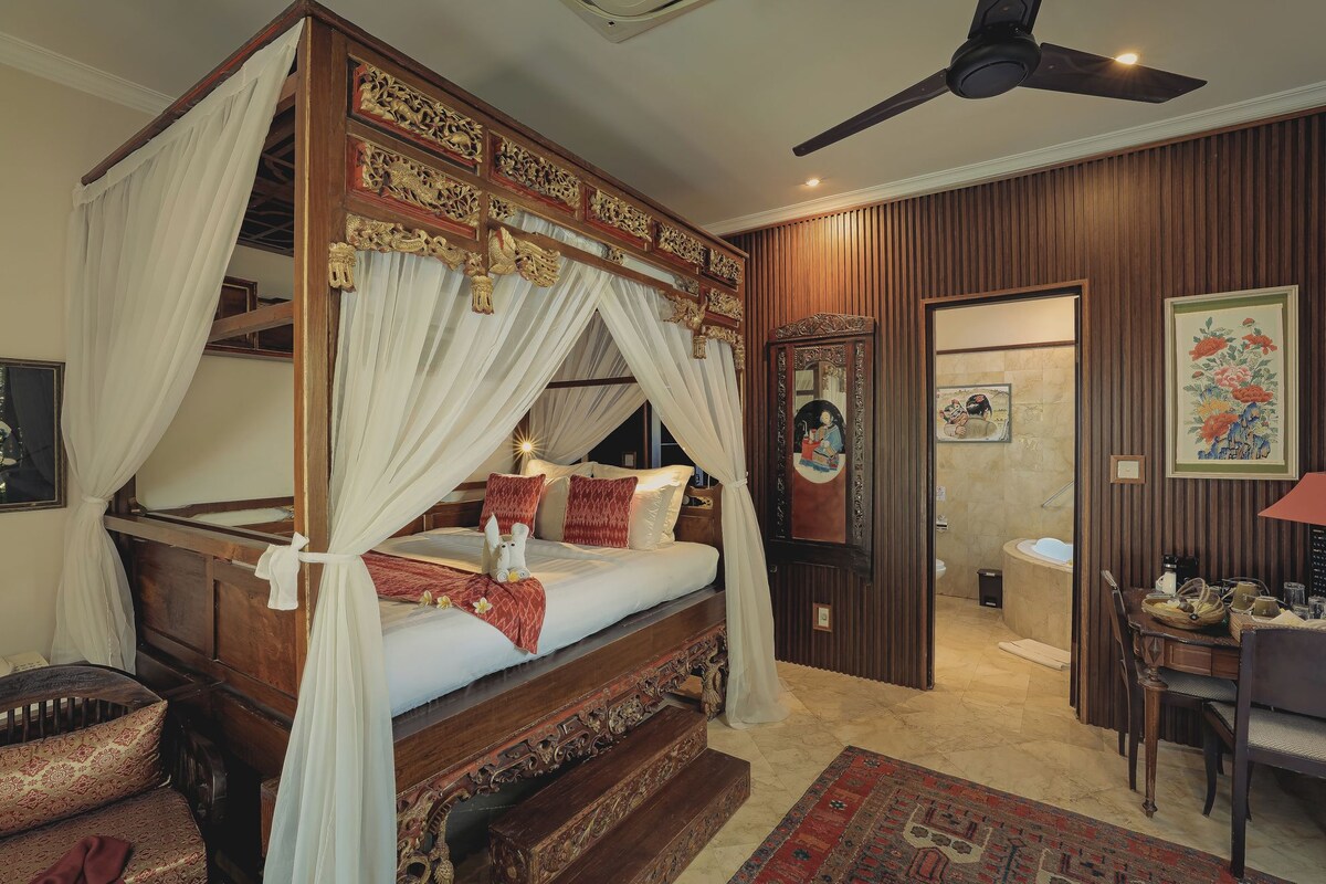 Villa Room | In-room safe, desk, laptop workspace, soundproofing