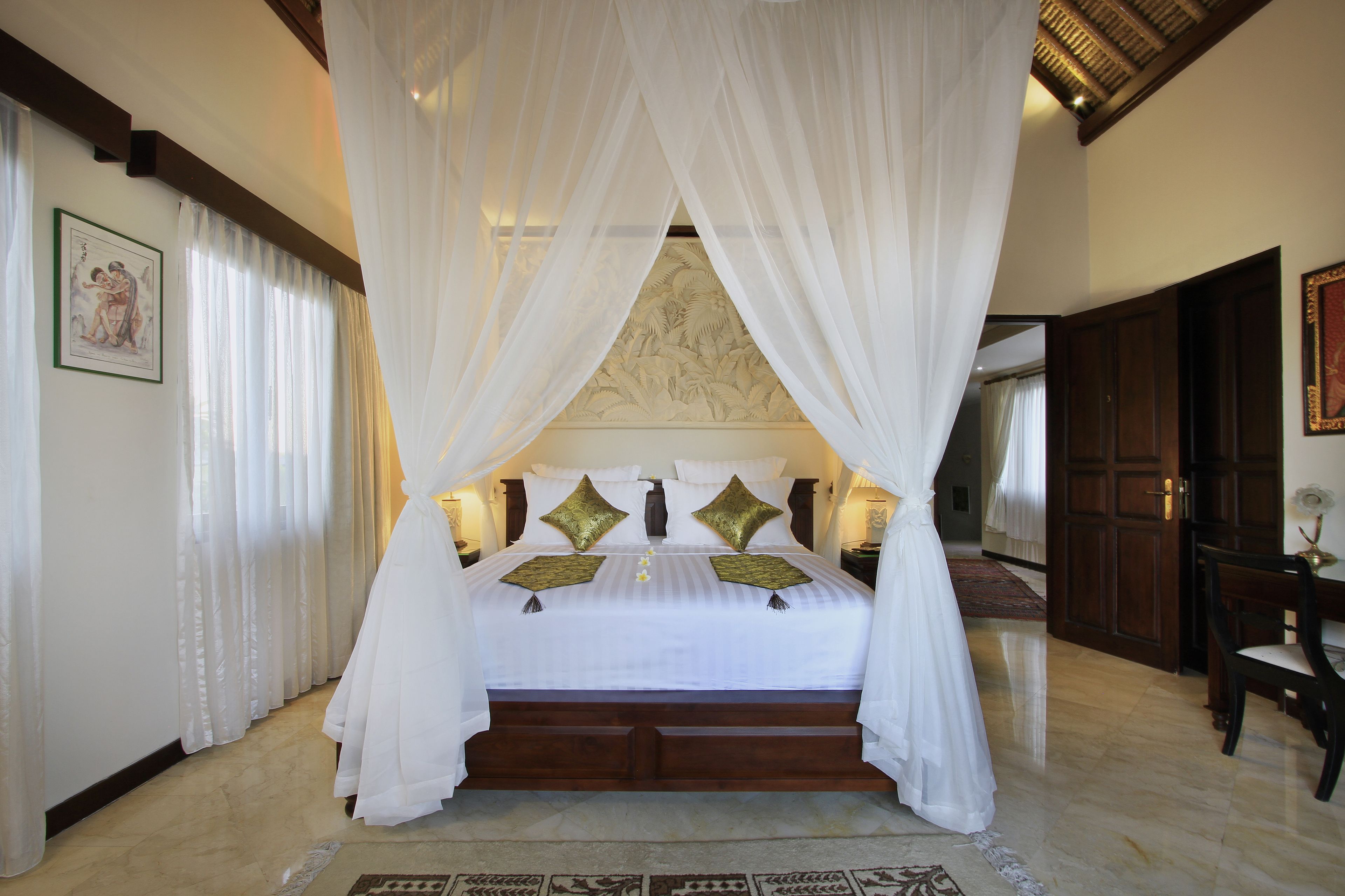 suite room | 1 bedroom, in-room safe, individually decorated, individually furnished