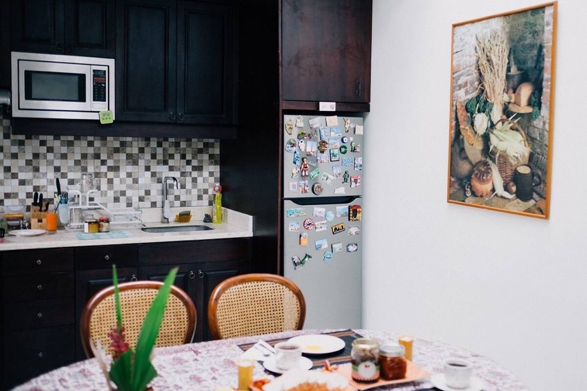 pavillion room | private kitchenette | microwave, electric kettle