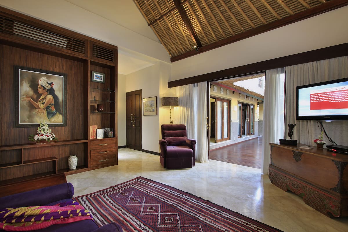 villa room | 1 bedroom, in-room safe, individually decorated, individually furnished