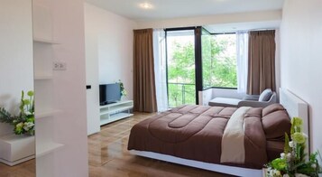 Basic Double Room Single Use | Free WiFi, bed sheets