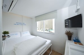 双人房 (Small) | 客房内保险箱、免费 WiFi