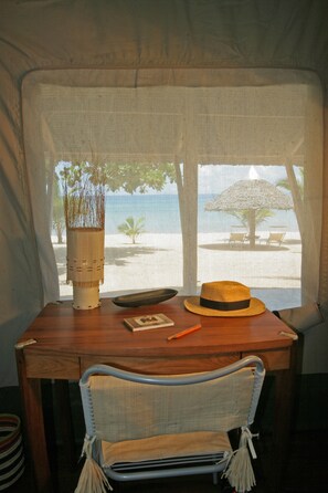 Kamar Double atau Twin Deluks | Pemandangan dari kamar
