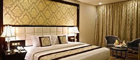 Minibar, in-room safe, blackout curtains, soundproofing