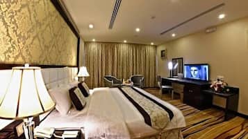 Minibar, két bảo mật tại phòng, bàn ủi/dụng cụ ủi quần áo