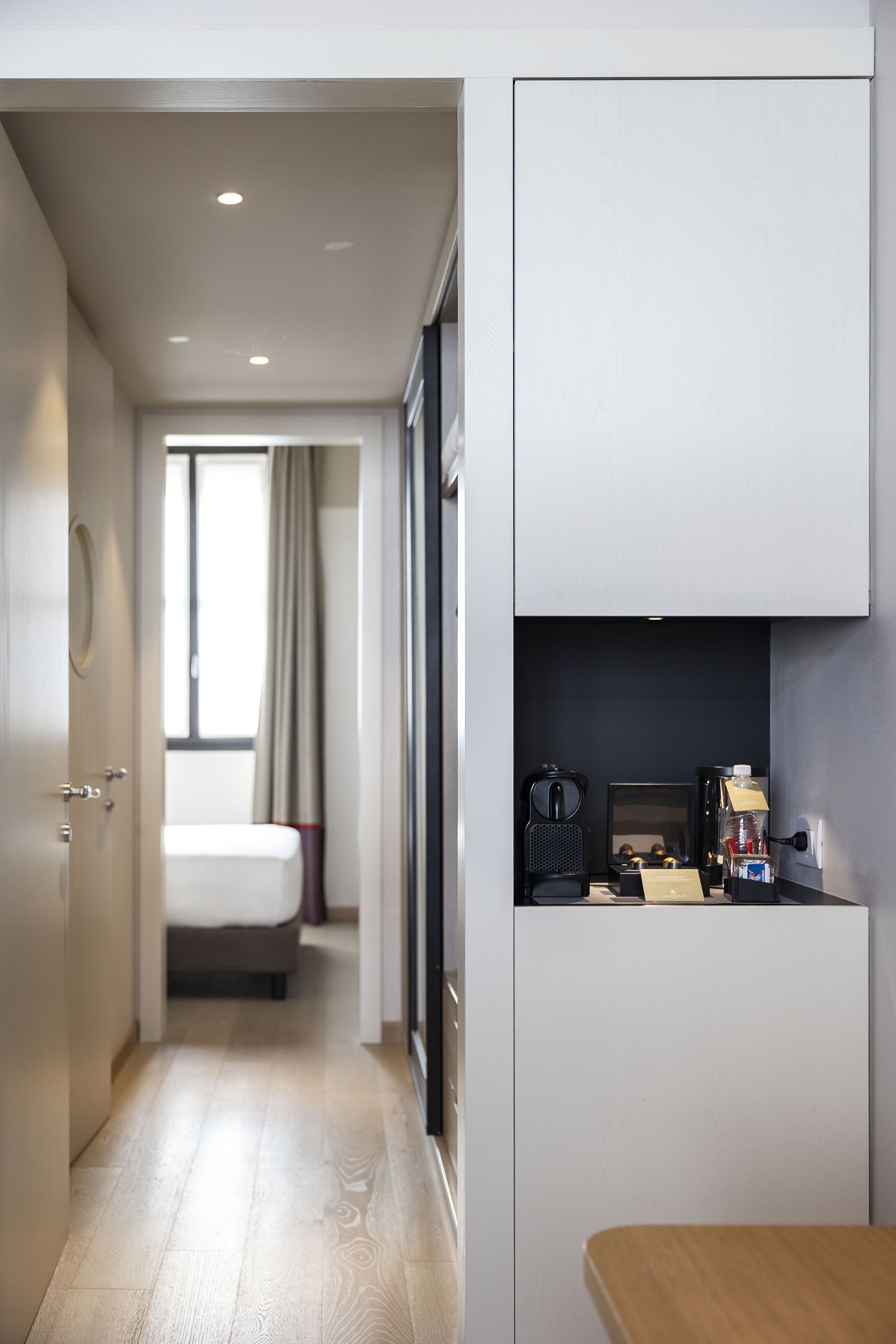 Minibar, una cassaforte in camera, una scrivania, Wi-Fi gratuito