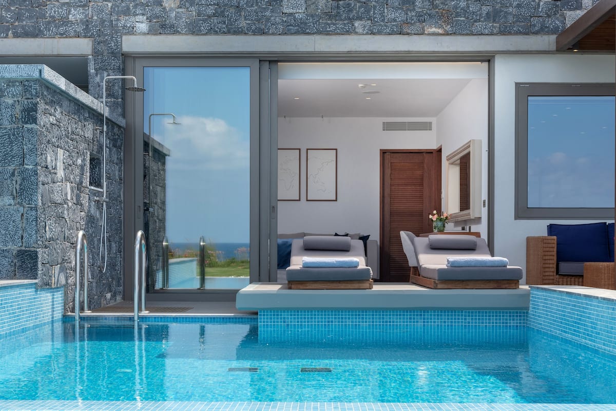 Premium Energy Suite Sea View with Private Pool and SoulSauna | Premium bedding, minibar, in-room safe, desk