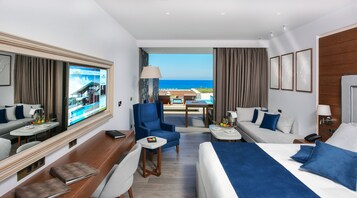 Ropa de cama de alta calidad y minibar 