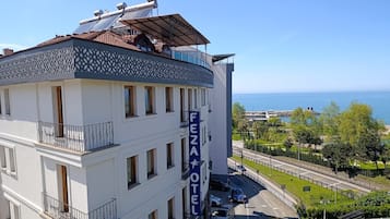 Fachada de la propiedad