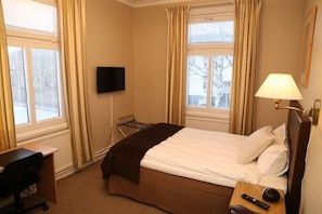 Decoración personalizada, muebles diferentes y escritorio