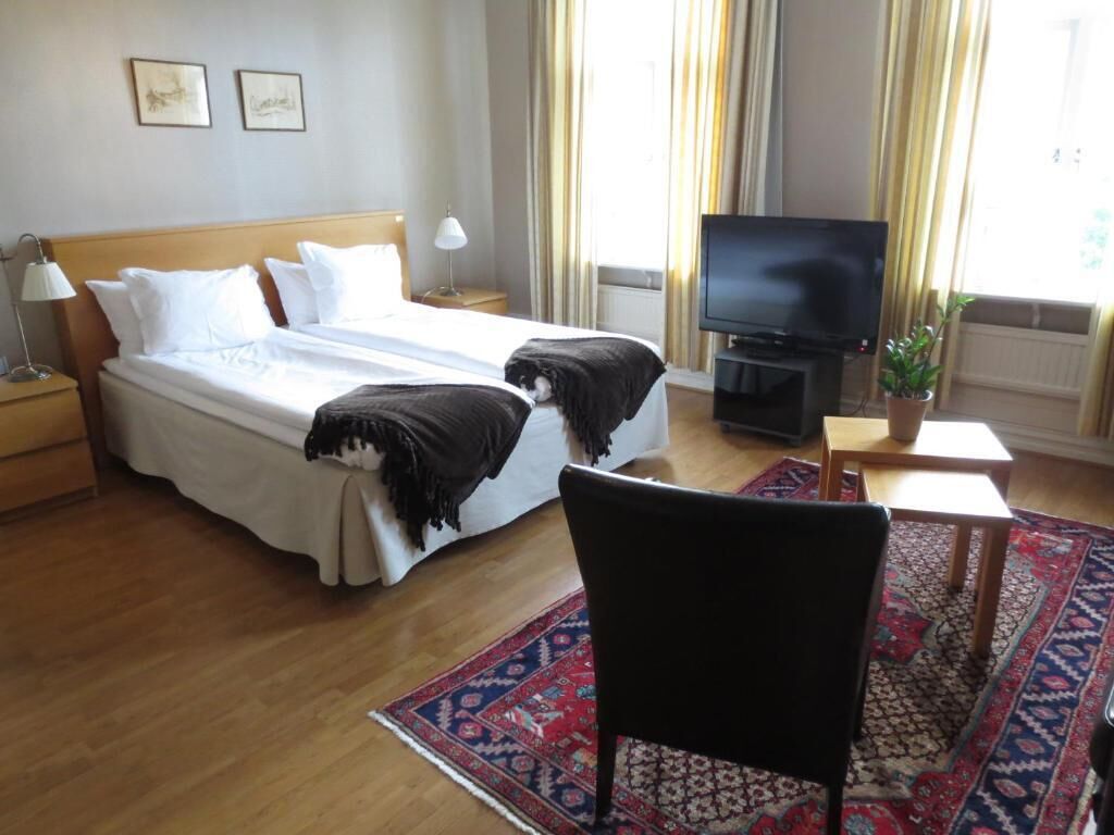 Chambre Double Exécutive | Décoration personnalisée, ameublement personnalisé, bureau