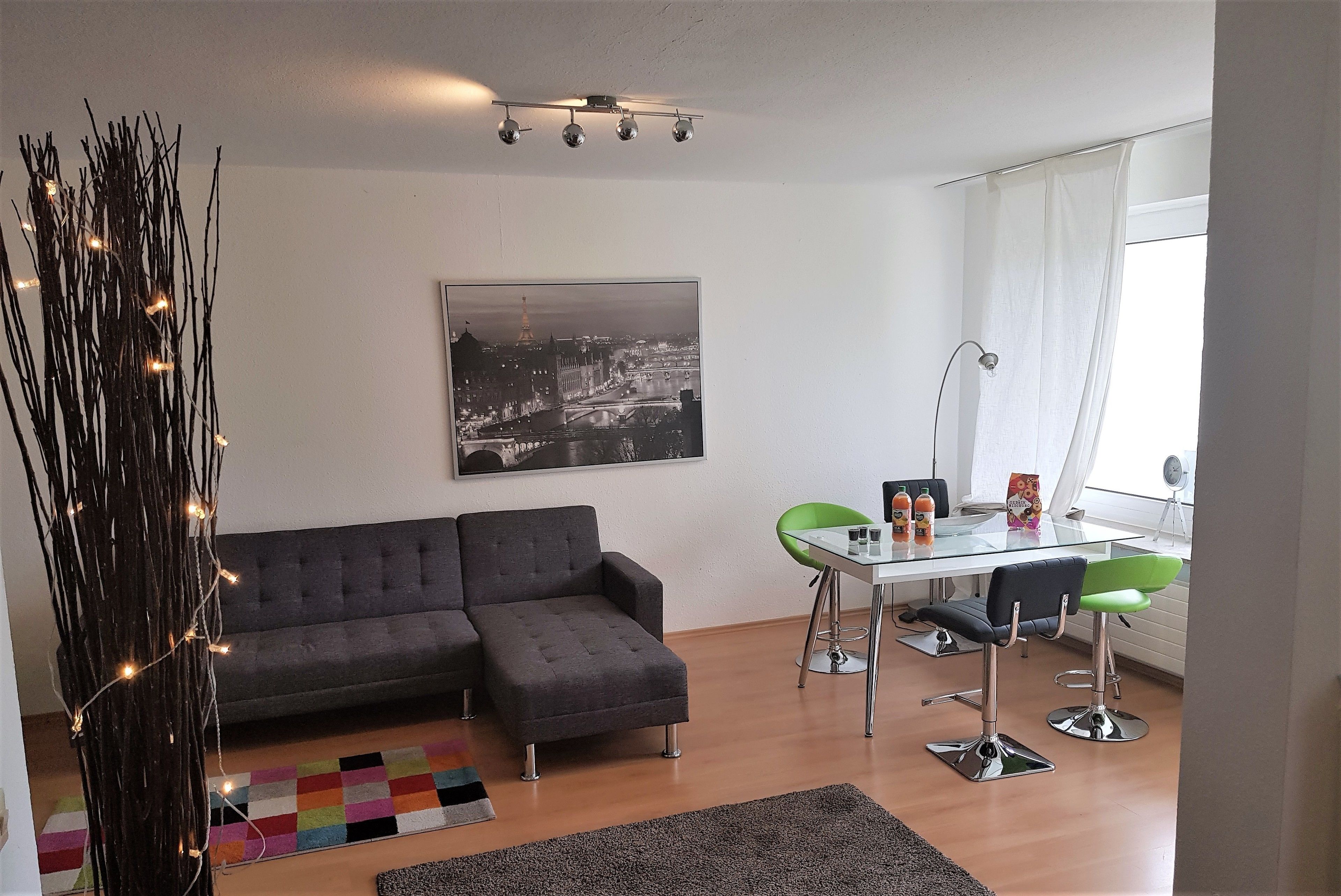 Comfort-Apartment, 2 Schlafzimmer, Nichtraucher, Küche | Wohnbereich | Flachbildfernseher