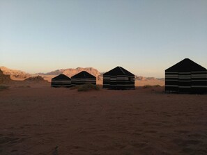 Exterior - Wadi Rum Accommodation Tour (Wadi Rum)