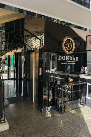 Reception - Don-Dar Hotel (Baku)