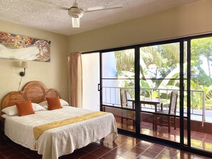 In-room safe, desk, laptop workspace, free WiFi - Hotel Alegria (Cabarete)