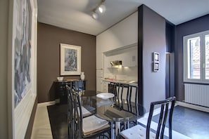 Classic Apartment, 2 Bedrooms | Private kitchenette - ARNOLDI-Rooftop (Venice)