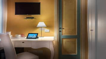 Minibar, in-room safe, desk, soundproofing