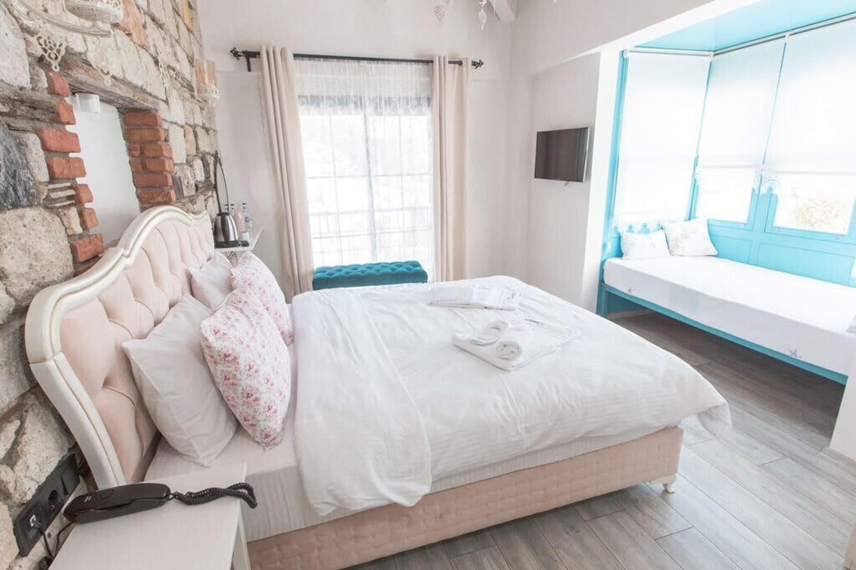 Premium-Zimmer, Gartenblick | 1 Schlafzimmer, hochwertige Bettwaren, Minibar, Zimmersafe