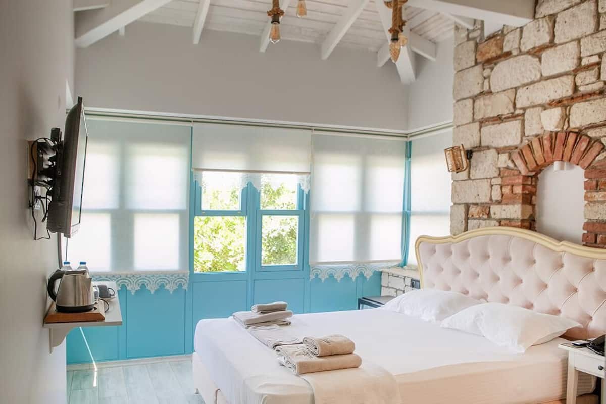 Ropa de cama de alta calidad y minibar