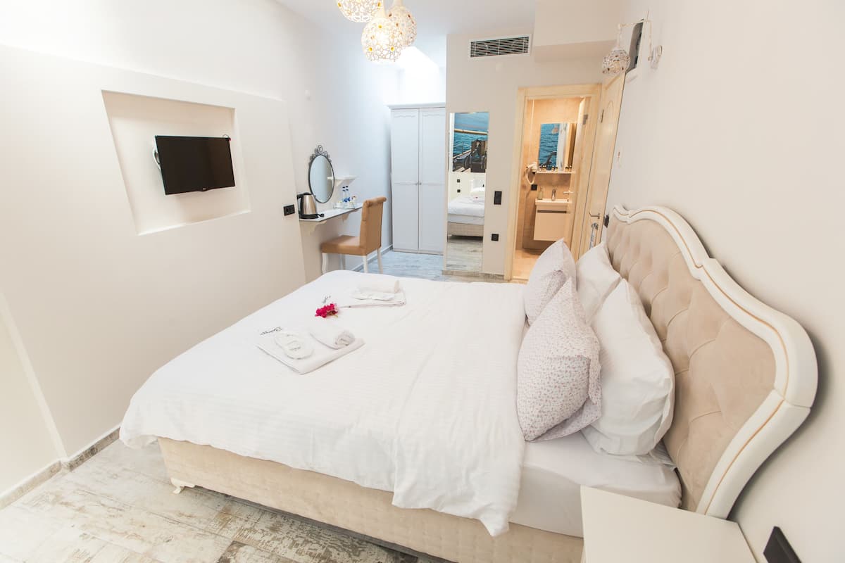 1 Schlafzimmer, hochwertige Bettwaren, Minibar, Zimmersafe