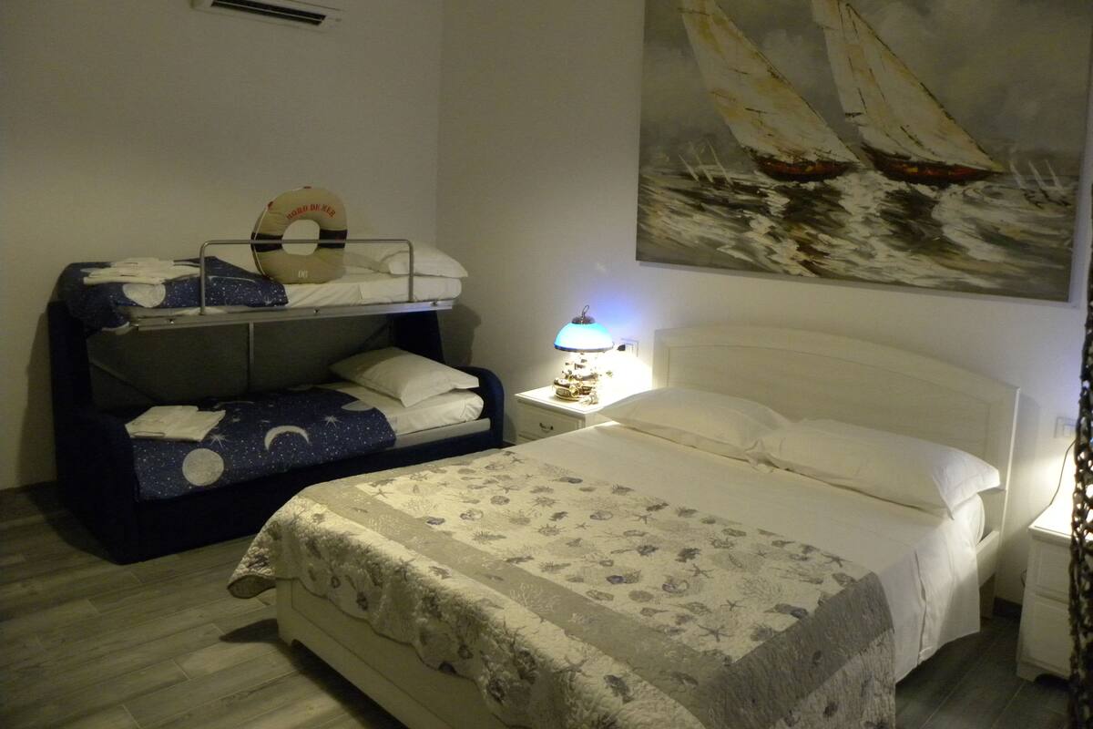 Kamar Double Superior | Meja kerja, Wi-Fi gratis, dan seprai linen