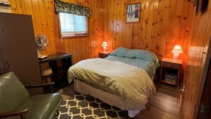 Unclassified image, 3 of 21, button - Grandpa Jim's Cabin (Montreal)