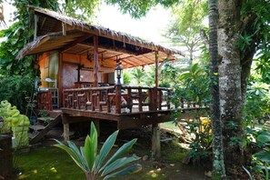 Khuôn viên nơi lưu trú