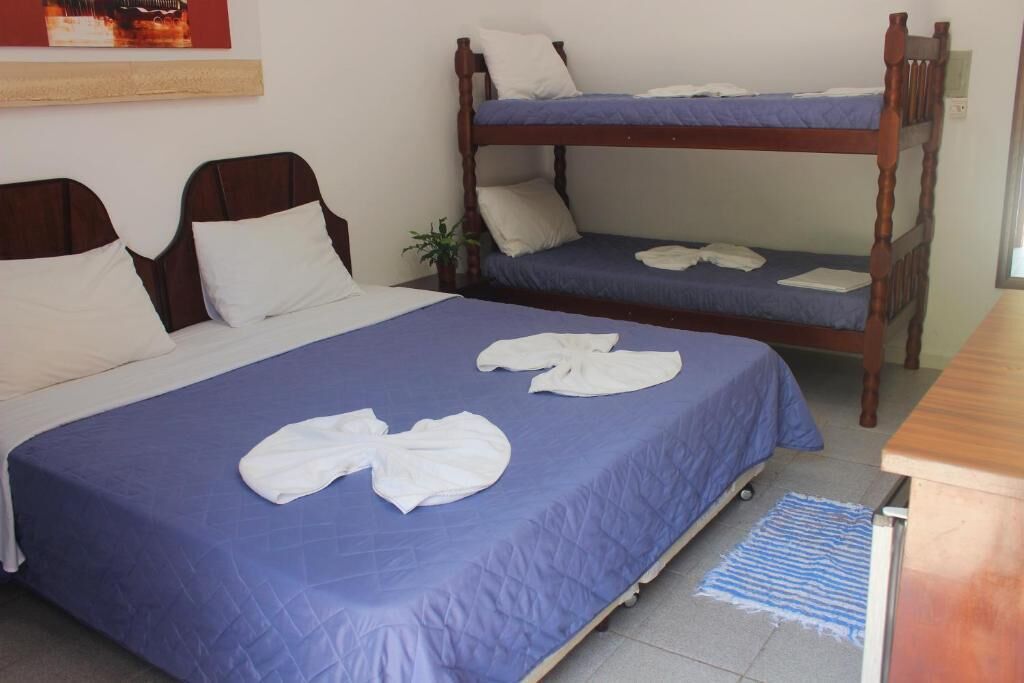 minibar, in-room safe, free wifi, bed sheets