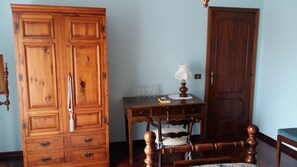 Twin Room | Desk, free WiFi - Villa Anna (Osimo)