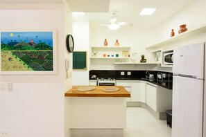 냉장고, 전자레인지, 오븐, 쿡탑