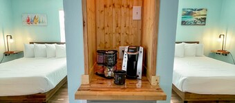 ดิ แองคอริจ โมเต็ล