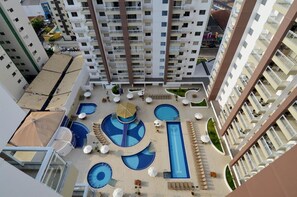 5 outdoor pools - Casa da Madeira Flat R3caldas (Caldas Novas)