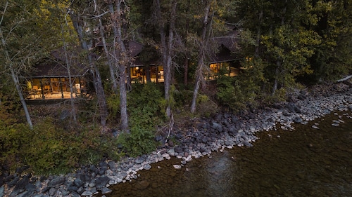 The Cottages at Bigfork