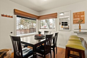 2 Bedroom Suite | Dining room - The Cottages at Bigfork (Bigfork)