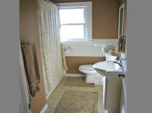 豪華獨棟房屋, 5 間臥室, 熱水浴缸 | 浴室 | 淋浴/浴缸二合一、毛巾、肥皂、洗髮精