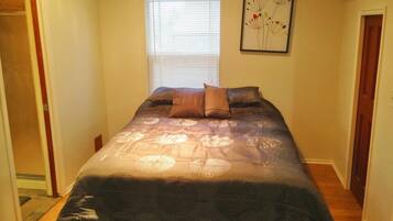 1 bedroom, premium bedding, desk, iron/ironing board