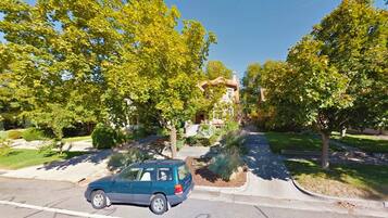 Pemandangan dari properti