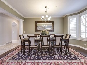 Dining - Luxury Estate with Mountain Views (South Jordan)