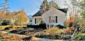 Mặt tiền nơi lưu trú