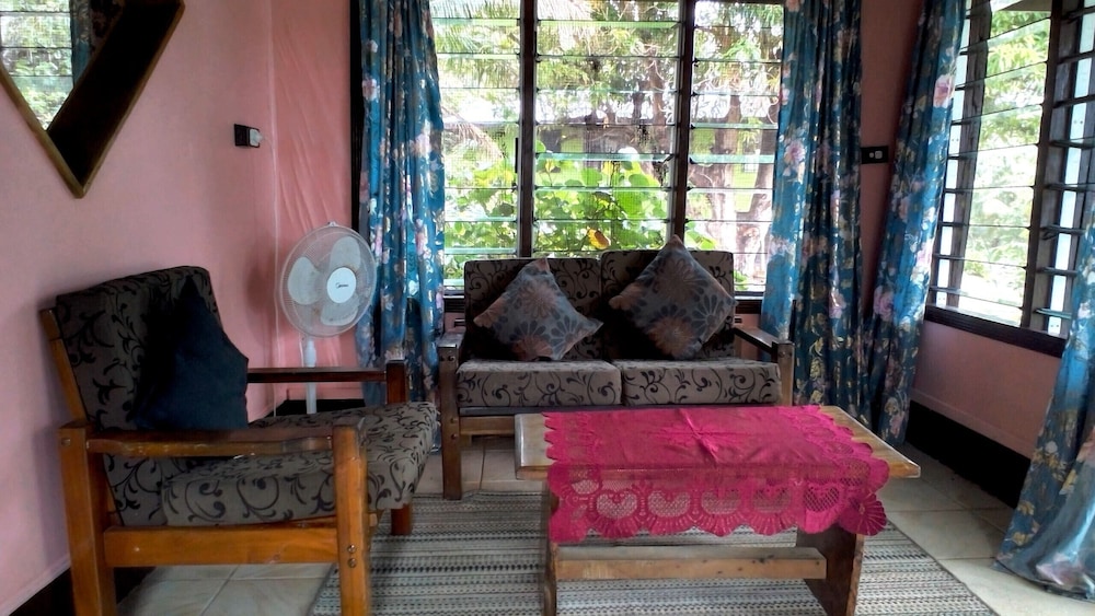 Naqalia Lodge by null