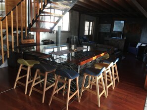 Free continental breakfast