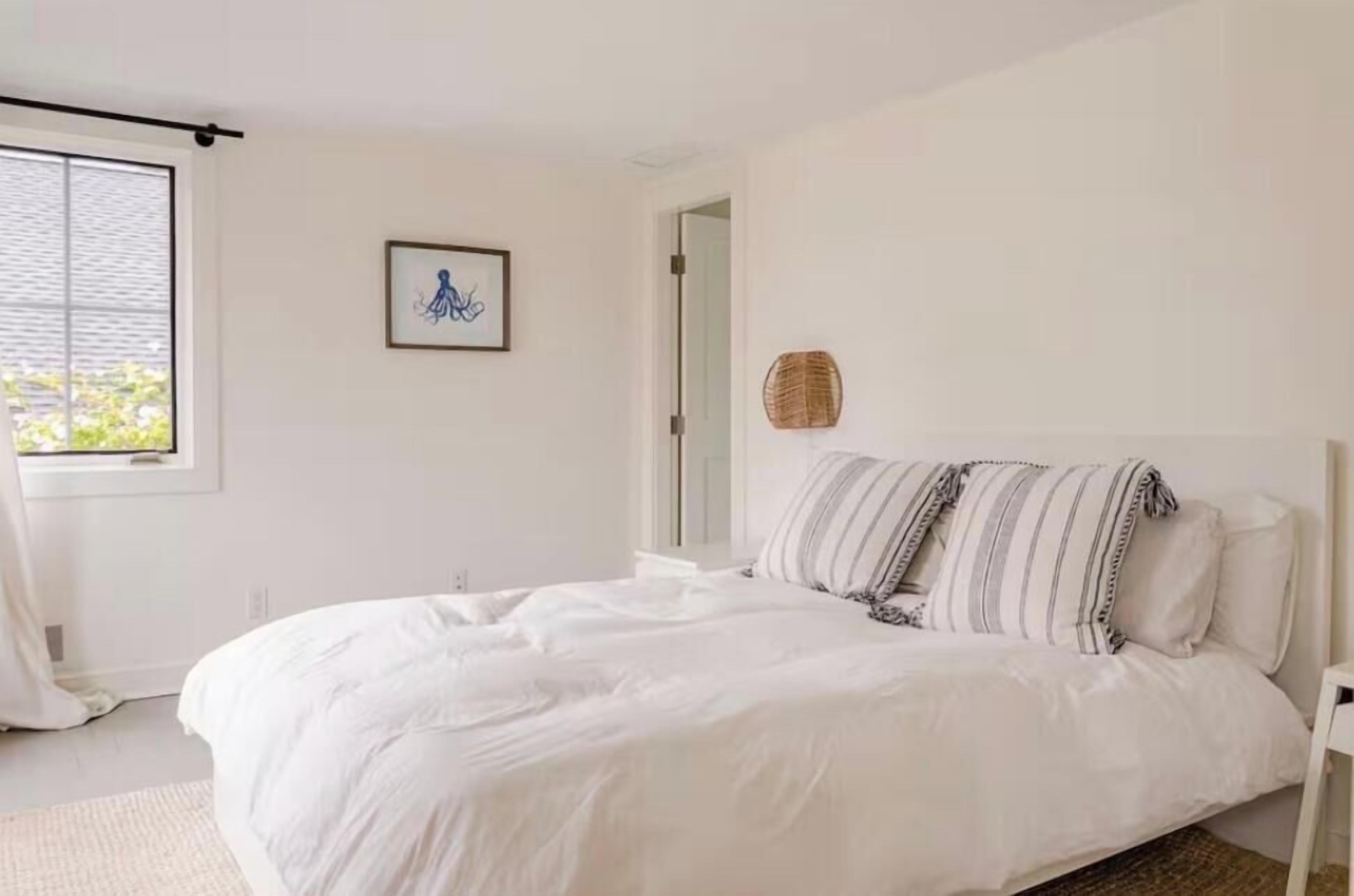 1 chambre, fer et planche à repasser, lit parapluie, Wi-Fi