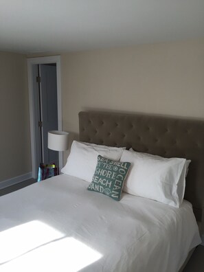 1 bedroom, iron/ironing board, travel cot, WiFi