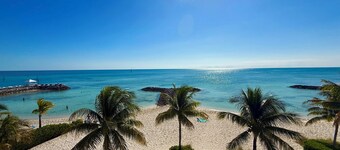 Absolute Beachfront! White Sand! Turquoise Water -103