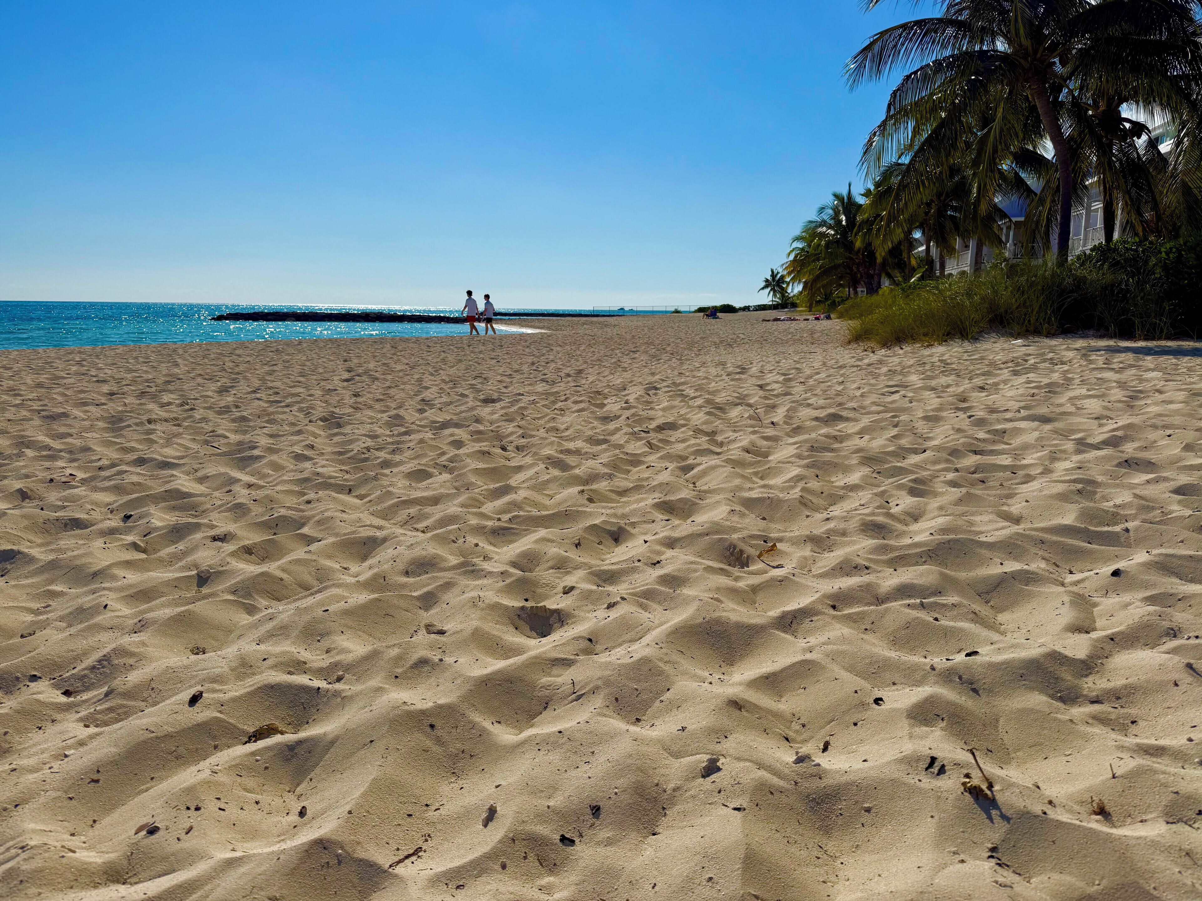Absolute Beachfront! White Sand! Turquoise Water -103 - Nassau | Vrbo