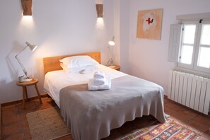 4 chambres, draps en coton égyptien, literie hypoallergénique, bureau